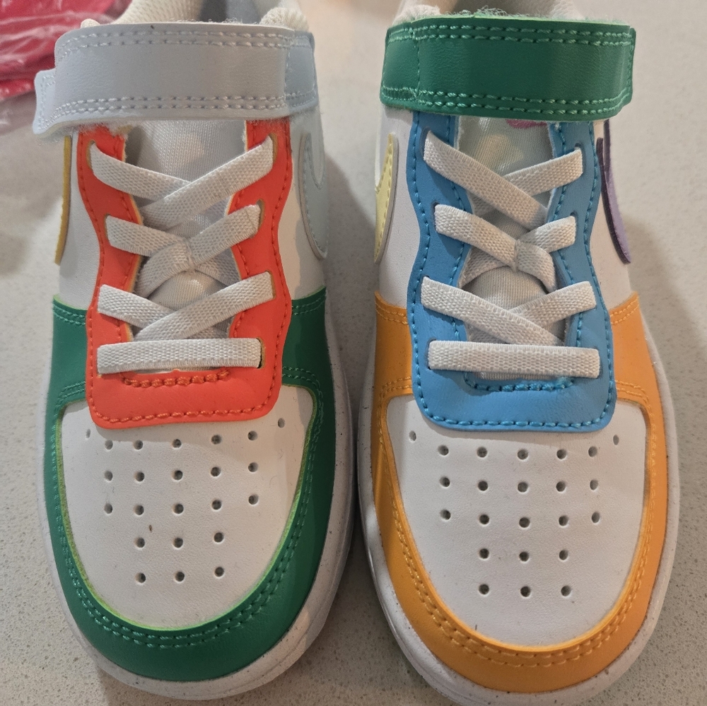 Nike Kids Sneakers - Green, Blue, Orange, Red